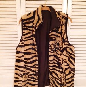 Faux Fur Animal Print Vest - Large